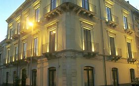 Hotel la Ville Catania